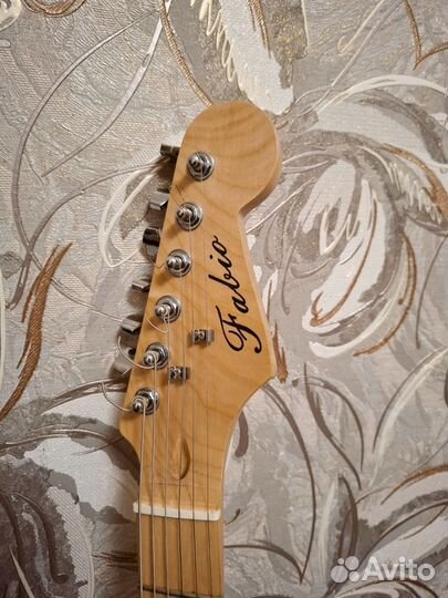 Электрогитара с комбиком бу