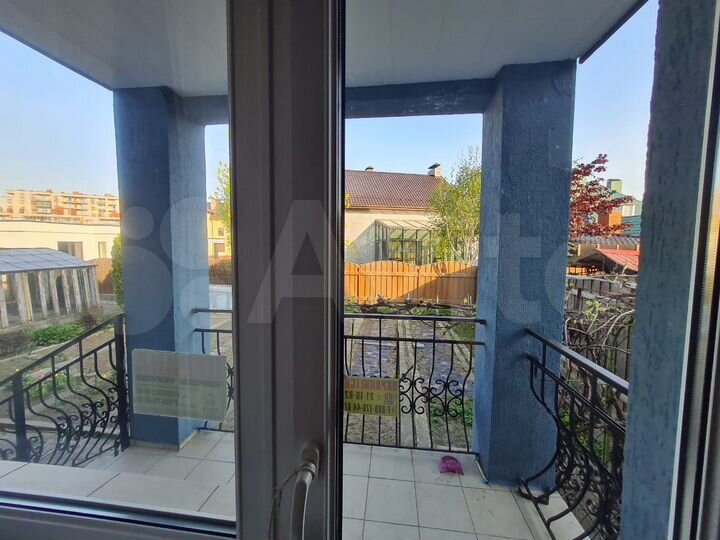 Дом 315,8 м² на участке 6,3 сот.