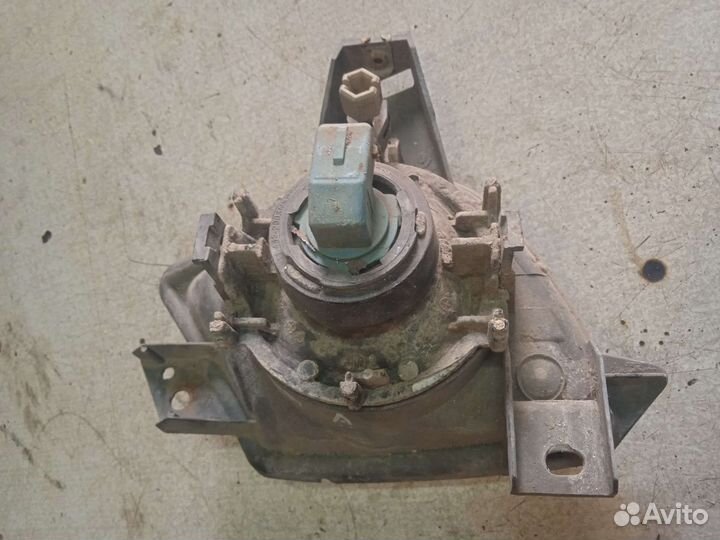 Левая противотуманная фара Citroen xsara I ситроен