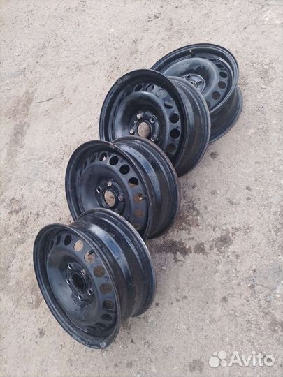 Штампованные диски r15