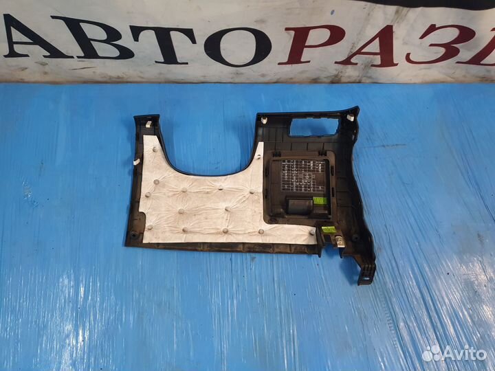 Пластик подрулевой Solaris 1