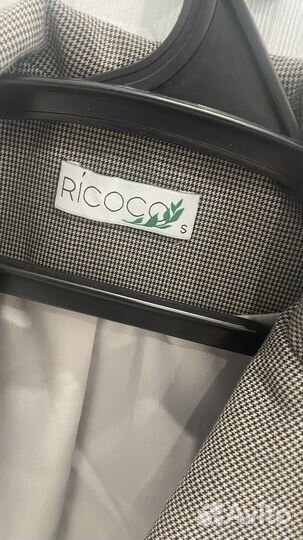 Пиджак женский 42 размер