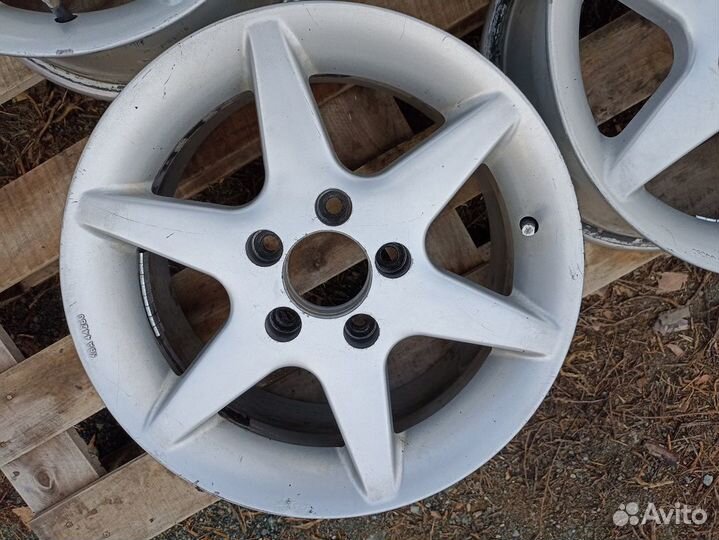 R15 Advance AR220 185/60, PCD 5x114.3 DIA 71.5