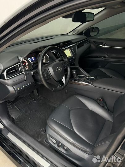 Toyota Camry 2.5 AT, 2019, 130 000 км