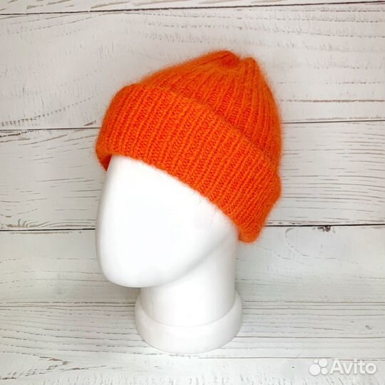 Шапка женская вязаная