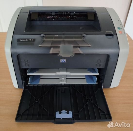 Принтер HP LaserJet 1015
