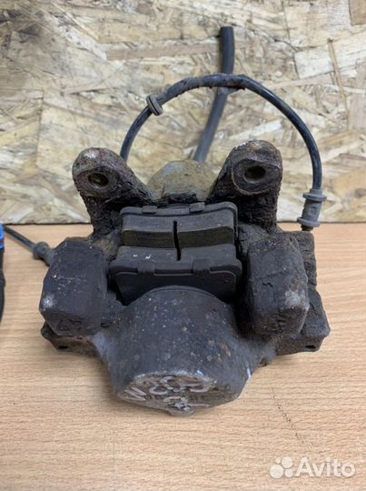 Суппорт задний Mercrdes w209