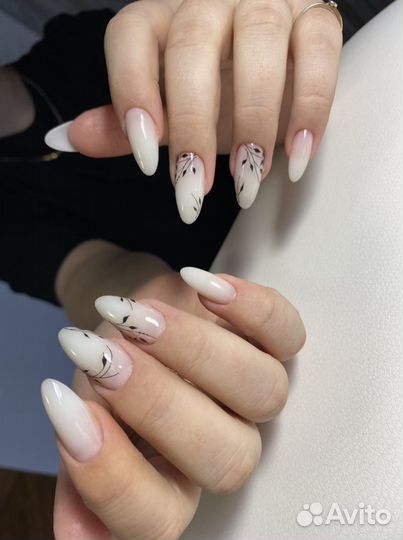 Мастер маникюра и педикюра