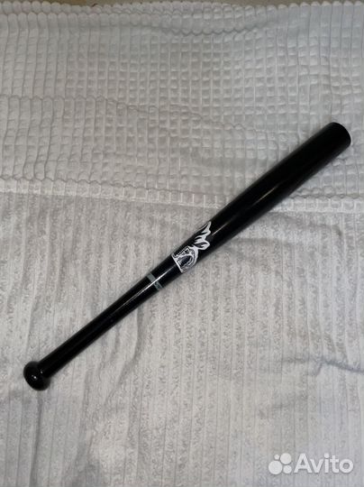 Бейсбольная бита