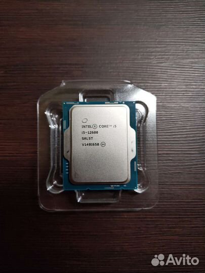 Процессор Intel Core i5-12600 box на гарантии