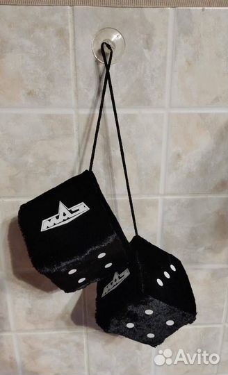 Кубики в машину с логотипом на присосках