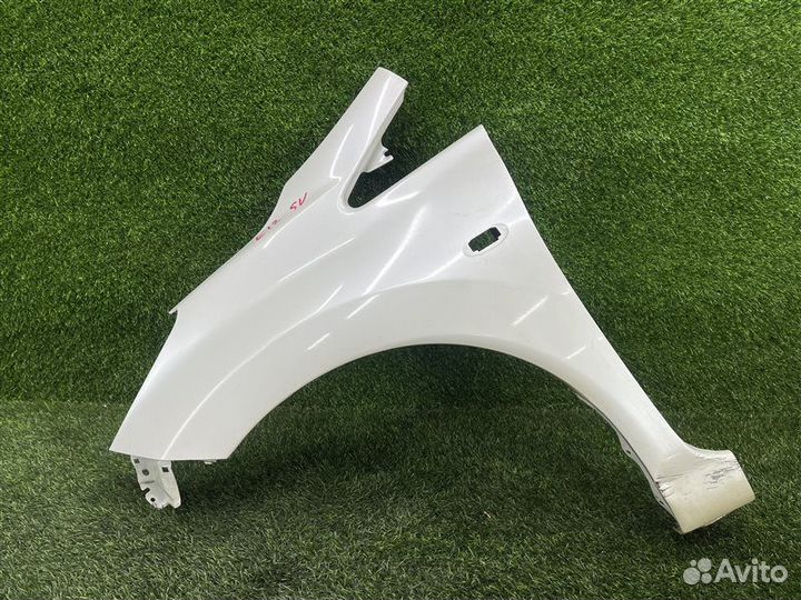 Крыло переднее левое Nissan Note E12 HR12DDR 2013