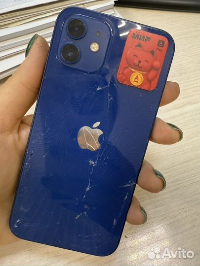 iPhone 12, 64 ГБ