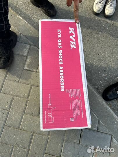 Задние стойки Toyota Corolla Levin ae101