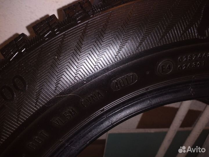 Gislaved Nord Frost 200 215/60 R16 99