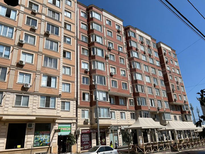 2-к. квартира, 84 м², 4/9 эт.