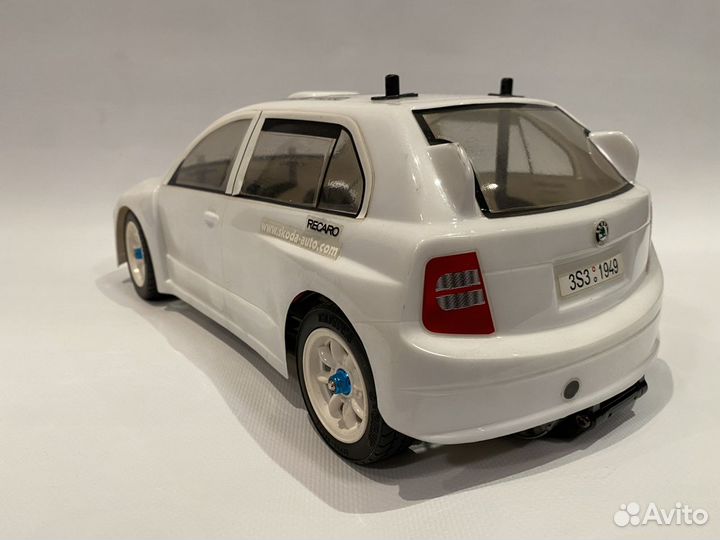 Радиоуправляемая модель Scoda Шкода 1/10