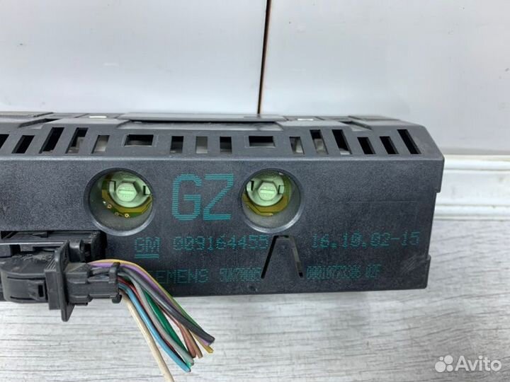 Дисплей компьютера Opel Vivaro фургон F9Q 760 2002