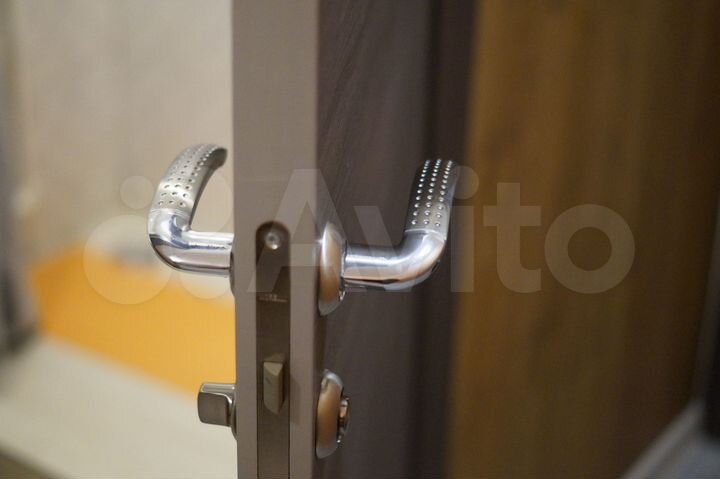 Комната 17 м² в 4-к., 1/5 эт.