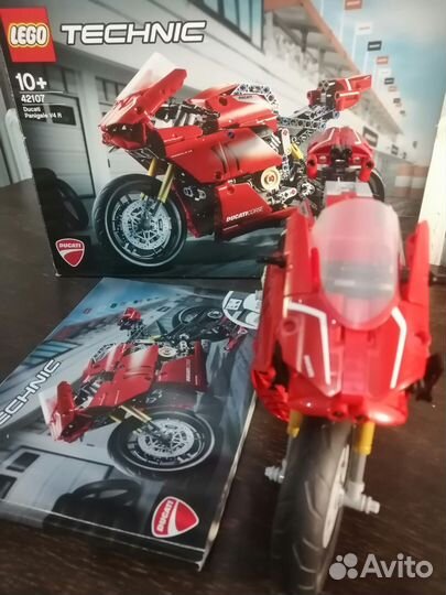Lego Technic 42107