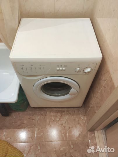 Стиральная машина бу indesit W83T