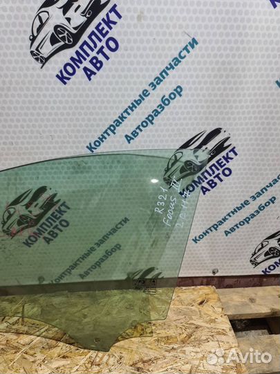 Стекло передней левой двери Ford Focus 3 хетч
