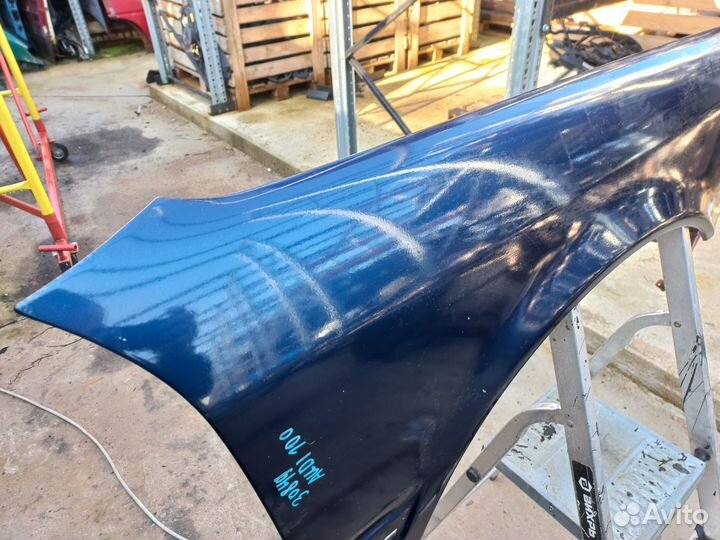 Крыло переднее правое Audi 100/45 А6/С4 S6 Ауди