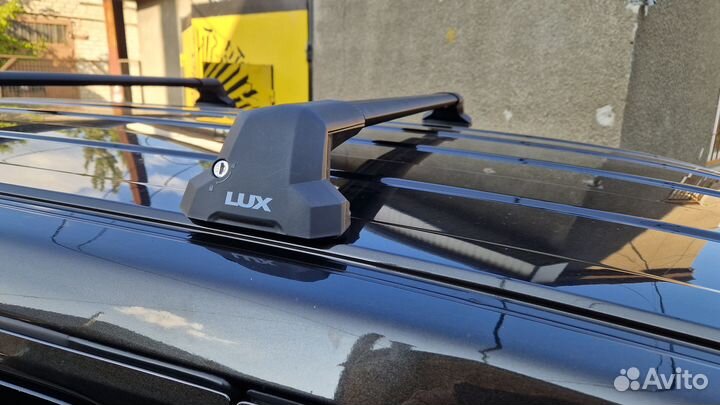 Багажник на крышу Nissan NV200, LUX city