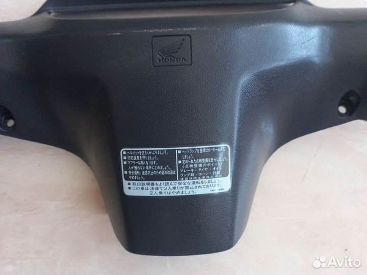 Рамка спидометра honda DIO AF27/28 оригинал