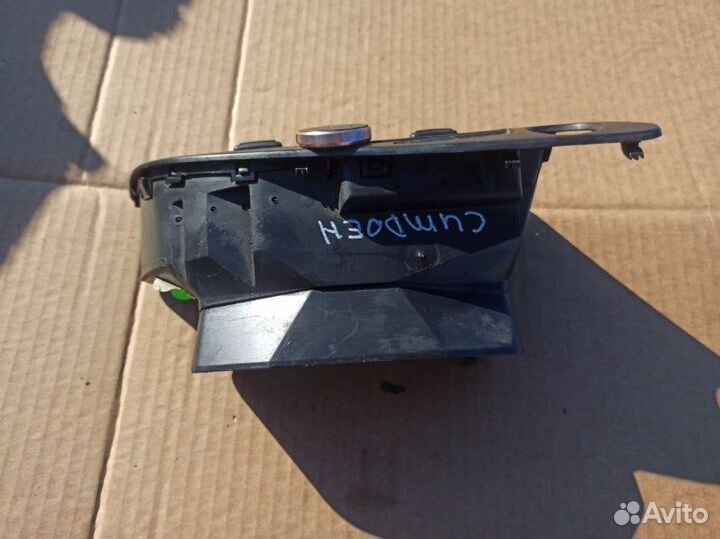 Дефлектор воздушный Citroen Xsara лифтбек 1.6 2003