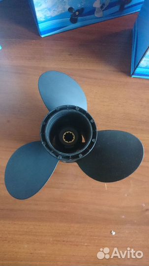 Винт Сузуки 20-30 шаг 10 1/4x13