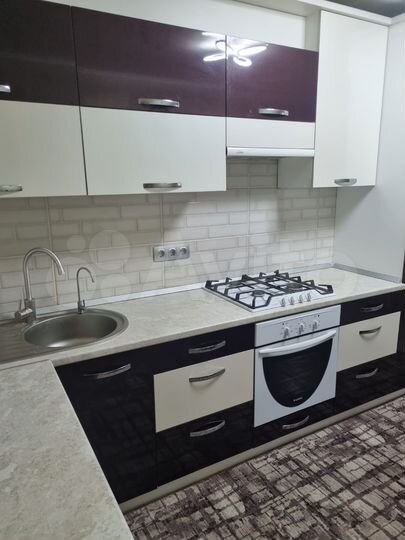 2-к. квартира, 57,3 м², 4/4 эт.