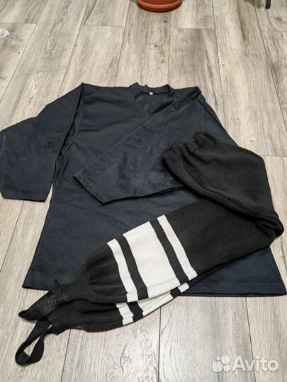 Хоккейная футболка и гамаши