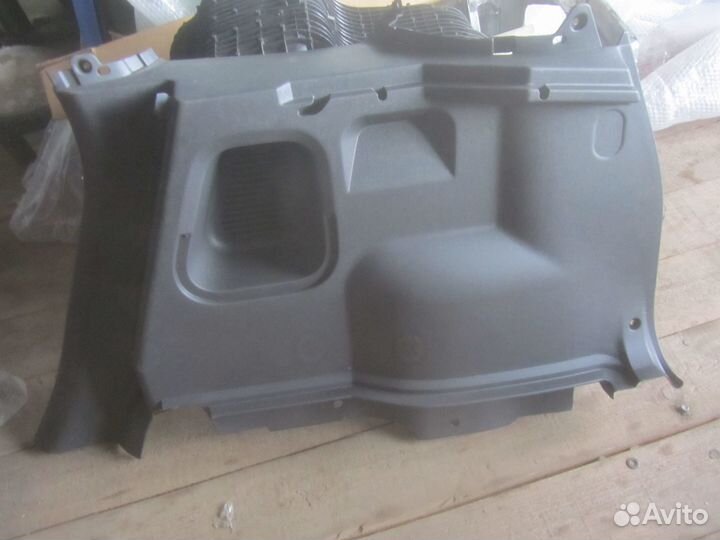 Обшивка багажника левая правая opel Meriva 02-10