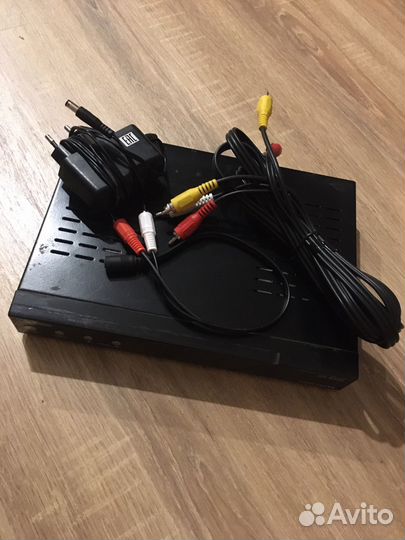 Ресивер триколор gs8302