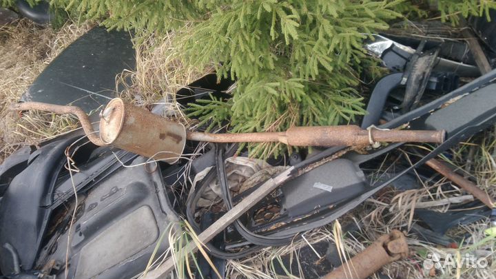 Волга кузовные запчасти 3110 31105