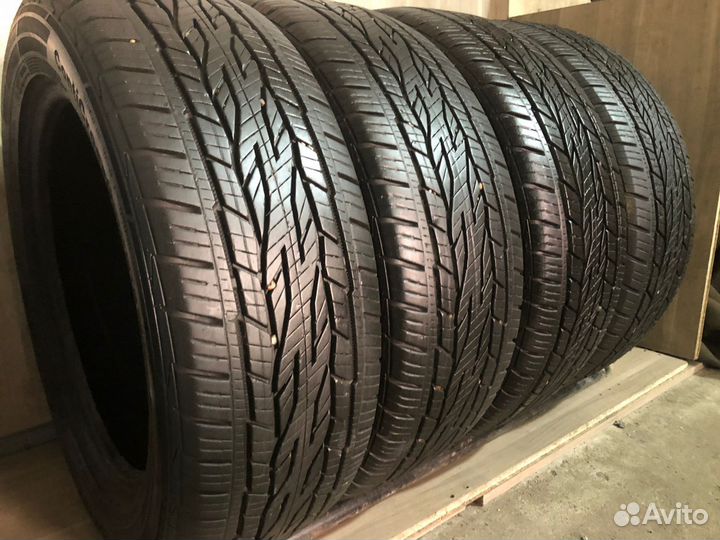 Continental ContiCrossContact LX 215/60 R17
