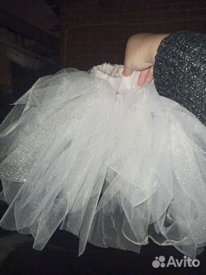 Портная по ремонту и пошиву одежды