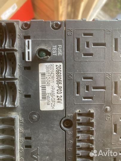 Блок предохранителей volvo FH12. 20568055