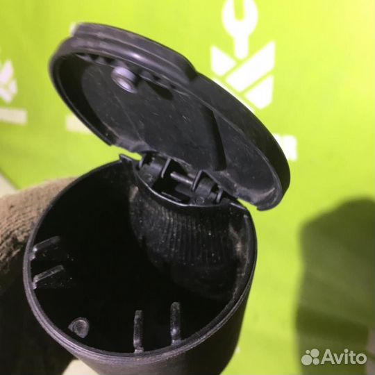 Пепельница передняя Шкода Йети