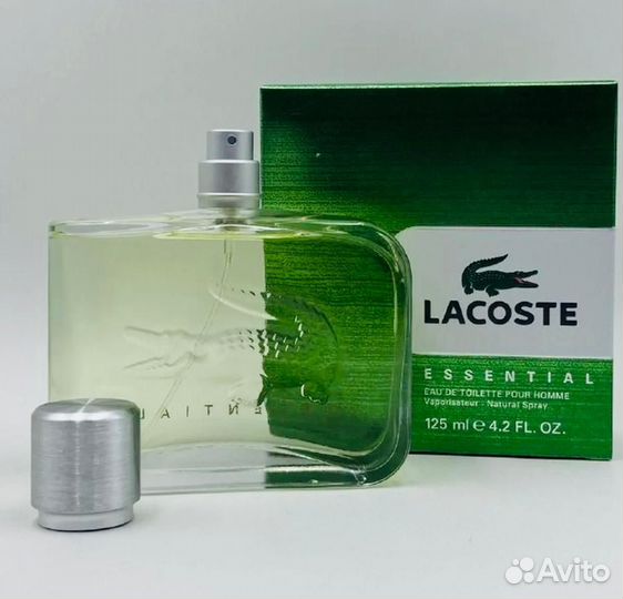 Lacoste Essential