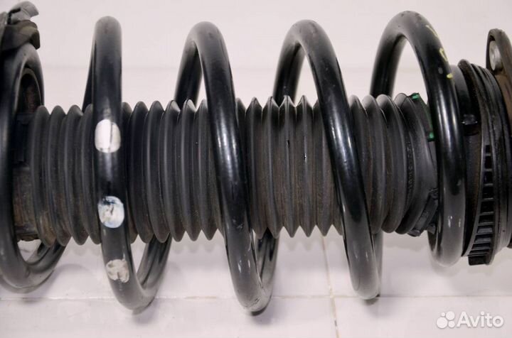 Амортизатор передний левый Ford Kuga CBS 2012-2020