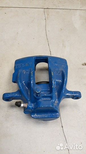 Суппорт передний левый Mercedes-Benz C-class