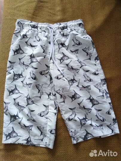 Купальные шорты для мальчика 140