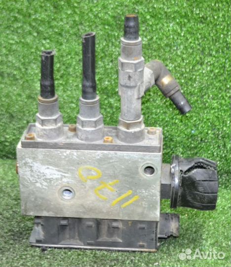 Кран уровня пола Volvo Trucks FM12, FH12 3944717