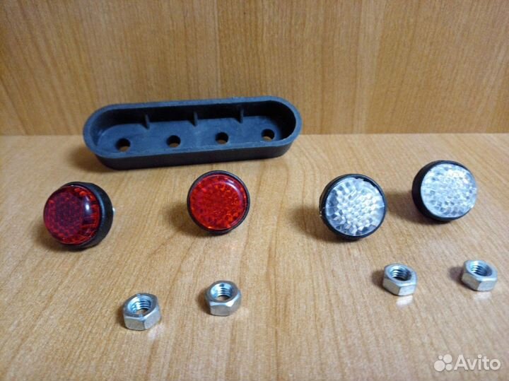 Держатель номера болты