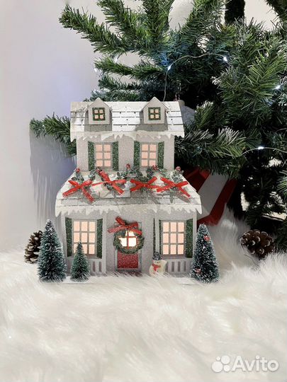 Новогодний декор картонный домик/Елочное украшение