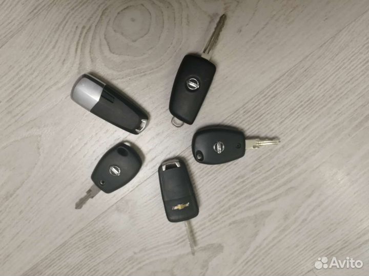 Ключ оригинальный б/у opel,nissan,chevrolet