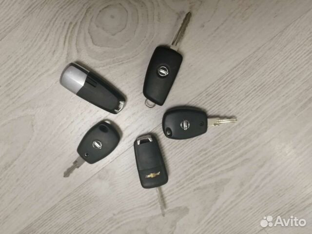 Ключ оригинальный б/у opel,nissan,chevrolet