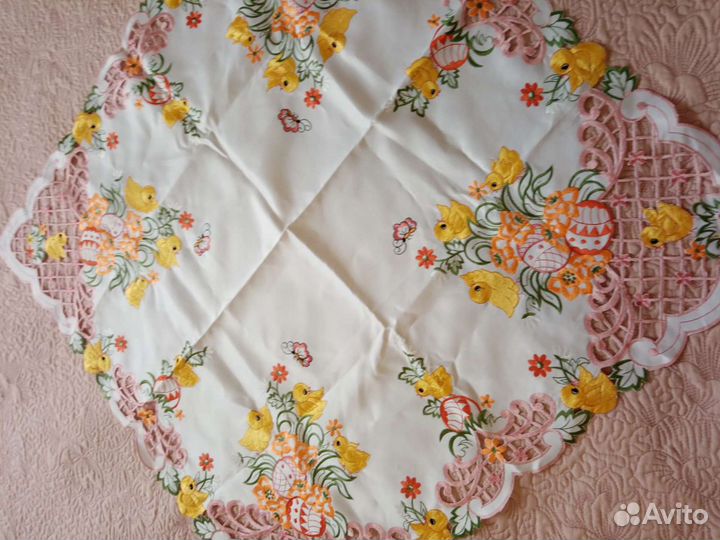 Скатерть пасхальная новая